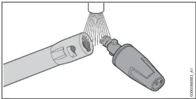 STIHL RE 150 Plus - Curățarea duzei și a tubului pulverizator - 1