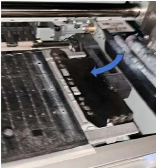 HP Latex 830 - Randhalter platzieren - 2