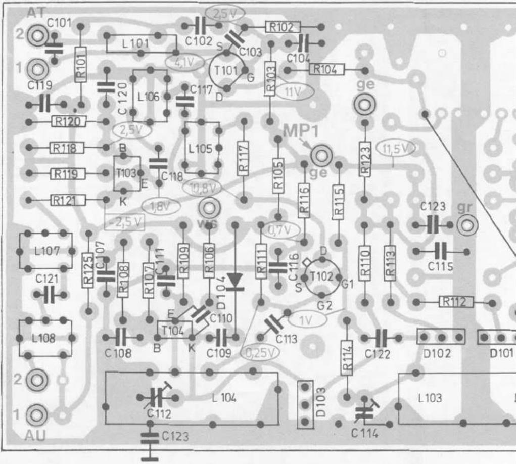 AT 2 C101 1 C119 R101 L101 C102 4.1V C103 T101 G R102 R103 C104 R104 ge R120 2.5V R118 B T103 E C118 L105 10.8V R117 MP1 ge R123 11.5V R116 R115 L107 C121 R125 C107 R108 R107 C111 R109 R106 WIS 0.7V C116 D T102 G1 G2 C113 C122 D102 D101 R112 L108 L104 C108 B K C109 0.25V C112 L103 C123 D103 C114 AU