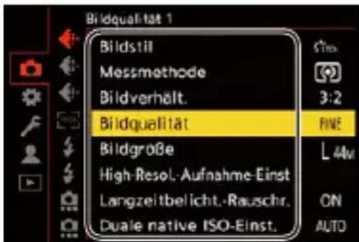 Bildqualität 1 Bildstil Messmethode Bildverhält. 3:2 Bildqualität FINE Bildgröße L 44m High-Resol.-Aufnahme-Einst Langzeitbelicht.-Rauschr. ON Duale native ISO-Einst. AUTO