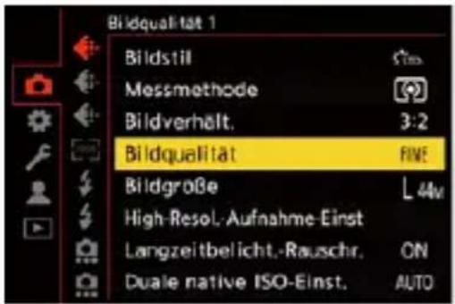 Bildqualität 1 Bildstill Messmethode Bildverhält. 3:2 Bildqualität FINE Bildgröße L 44m High-Resol.-Aufnahme-Einst Langzeitbelicht.-Rauschr. ON Duale native ISO-Einst. AUTO