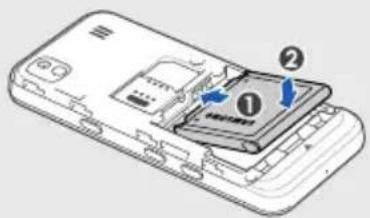 SAMSUNG SCH-F839 - 安装 UIM 卡和电池 - 2