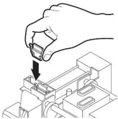 Mimaki Tx2-1600 - Holding the projections at both ends, insert a clean wiper into place. - 1