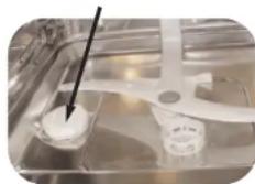 SAUTER DWS20BX - ③ Filling the regenerating salt reservoir You must fill this, with water just before starting your first wash then add the salt: - 1