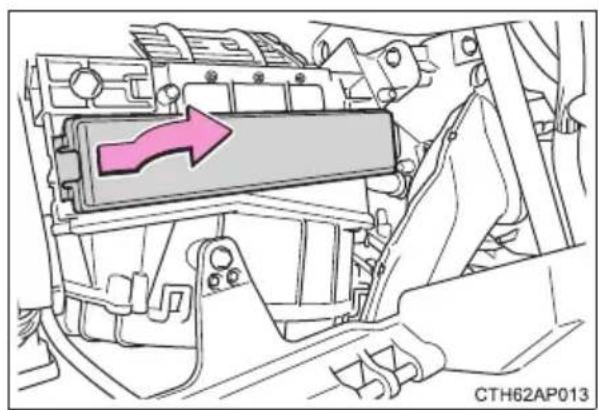 TOYOTA Corolla hatchback hybrid (2017) - Removal method - 3