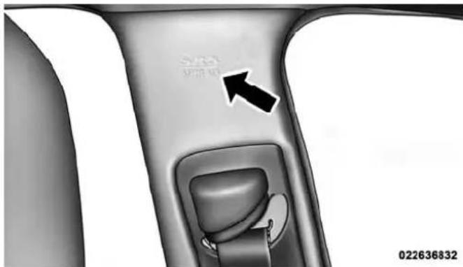 Chrysler 300 SRT (2012) - Supplemental Side Air Bag Inflatable Curtain (SABIC) - 1