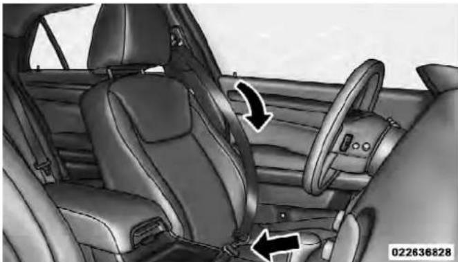 Chrysler 300 SRT (2012) - Lap/Shoulder Belt Operating Instructions - 1