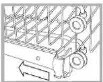 INDESIT DFP 2727 - Adjusting the height of the upper rack - 1