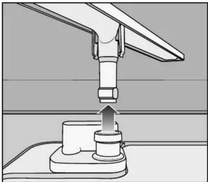 MIELE G 6305 SCU - Cleaning the spray arms - 2