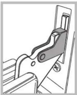 WHIRLPOOL ACMT 5131 - Removing and fitting the oven door: - 1