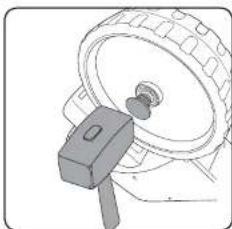 Ozito SSH-2440 - Fitting the wheels and stand - 8