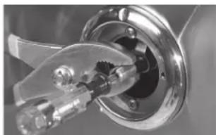 LYNX LF36ATR-LP - To Adjust the Burner to a Low Setting: - 1