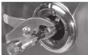 LYNX LF36ATR-NG - To Adjust the Burner to a Low Setting: - 1