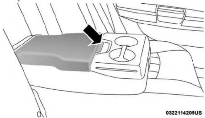 Chrysler 300 (2020) - RearSeatArmrestStorage—IfEquipped - 1