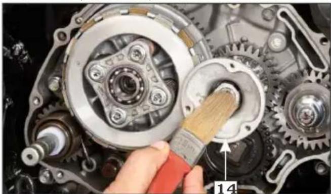 HERO Xtreme 200S (2020) - OIL FILTER SCREEN & CENTRIFUGAL FILTER CLEANING - 3