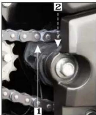 HERO Xtreme 200S (2020) - DRIVE CHAIN SLIDER INSPECTION - 1