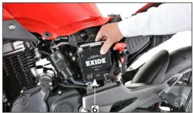 HERO Xtreme 200S (2020) - Battery removal - 2