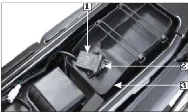 Technical diagram of an automotive battery pack with labeled components and wiring