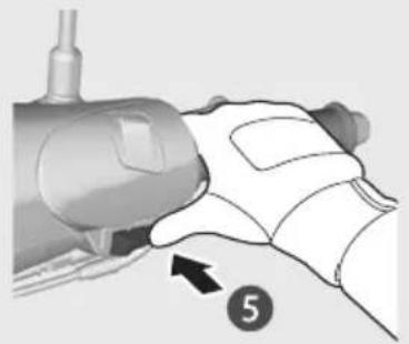 Honda Metropolitan NCW50 (2017) - To Start the Engine with Electric Starter - 1