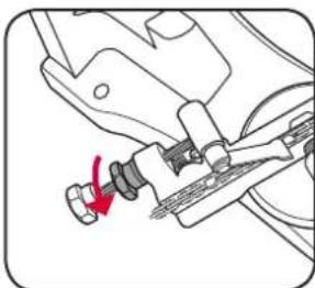 Ozito PXCCSSS-018 - Adjusting the chain (tooth) stop - 3