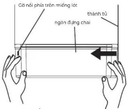 Gỗ nôi phía trên miếng lót ngăn đúng chai thành tử