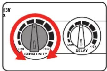 13V 3 SENSITIVITY LOW HIGH LOW HIGH DELAY
