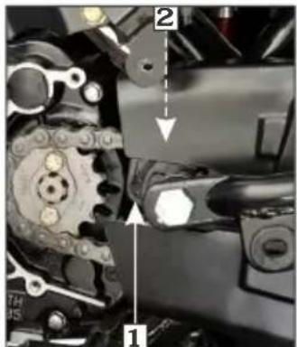 HERO Passion Xpro (2018) - DRIVE CHAIN SLIDER INSPECTION - 1