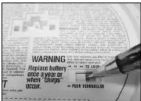 WARNING Replace battery once a year or when "chirps" occur. ++ POUR VENDELLON