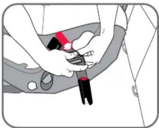 BRITAX 7300/E/2013 - INSTALLING INTO THE CAR USINGISOFLEXANDTOPTETHER CONNECTORS IF FITTED - 2