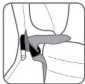 BRITAX 7300/E/2013 - REMOVING CHILD FROM RESTRAINT - 1