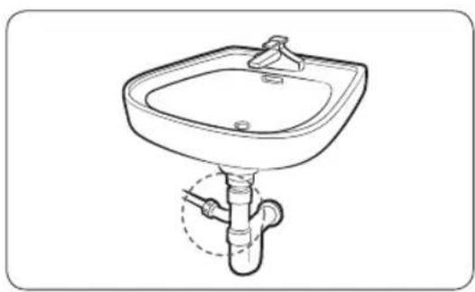 Line drawing of a square sink with a pipe fitting and a handle (no text or symbols)