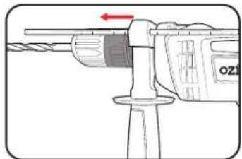 Ozito HDR-7113 - Installing Drill Bits - 4
