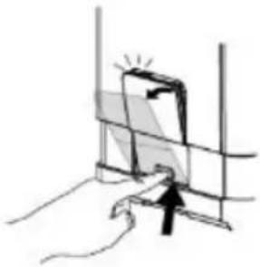 MPM MKW-10M - REINIGUNG DES AUSLASSES FÜR DAS KAFFEEPULVER - 1