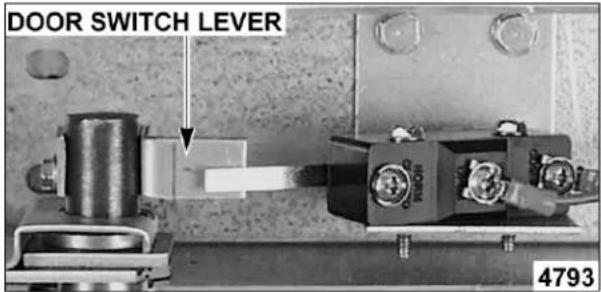 DOOR SWITCH LEVER 4793