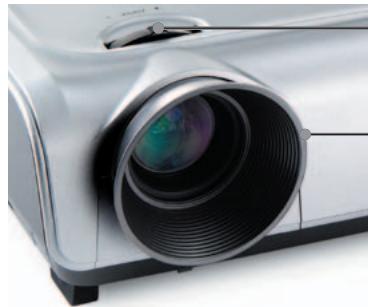 OPTOMA EP747 - Réglage du zoom/mise au point du projecteur - 1