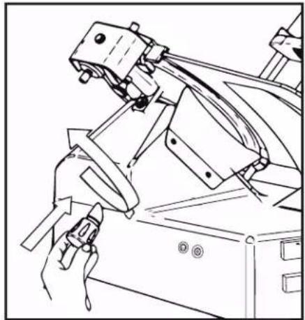 Avantco SL713A - Disassembling the Center Plate - 1