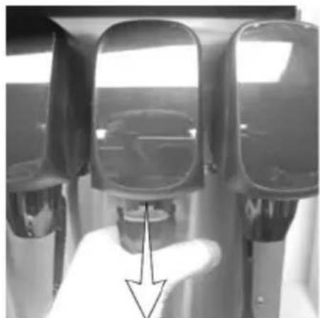 Servend M-45 - Clean the dispensing valves: - 2