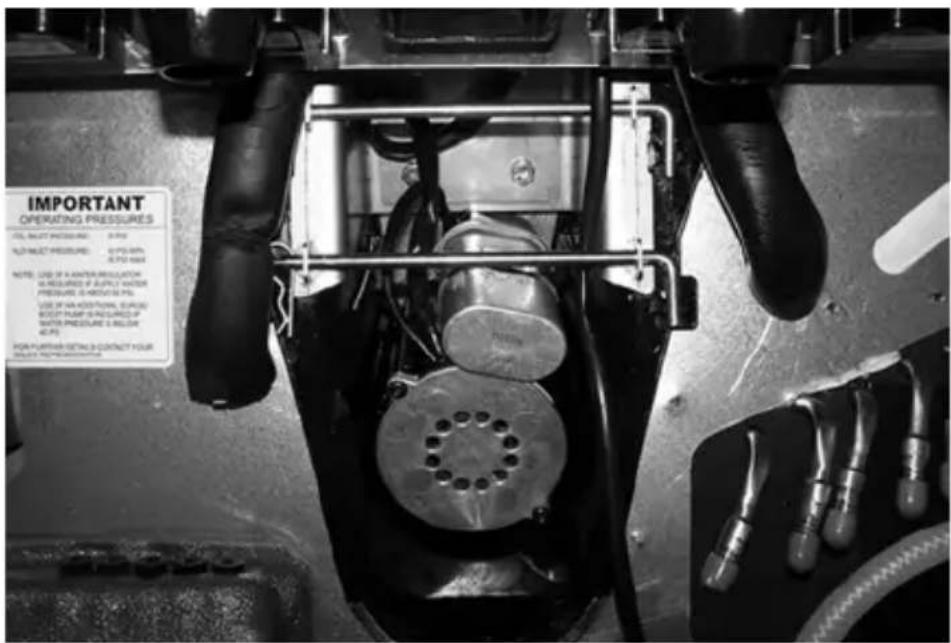 IMPORTANT OPERATING PRESSURES FL. BLUTT PRESSURE: 0 PFS FLD BLUTT PRESSURE: 0 PFS/800 FLD BLUTT PRESSURE: 0 PFS/1000 NOTE: LBD OF A KAMPER REGULATION SLI RESOURCES OF SUPPLY WATER PRESSURE: IS OBSERVED PFS LBD OF AN ADDITIONAL SURFACE BOOT PLANE IS PRECURRED UP WATER PRESSURE IS BELOW 40 PFS FOR FLUTTER SETN & CONTACT YOUR BEANS REPROVINCATOR