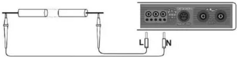 Diagram showing a circuit connection with two resistors and labeled terminals L and N, alongside an external device labeled 'CAN MAX'.