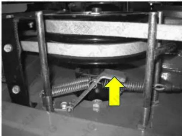 Baumr-AG 480ZRX - Spindle Brake Inspection and Replacement - 1