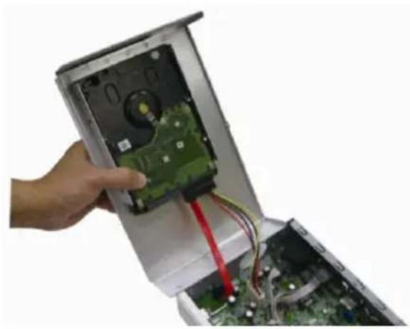 AVer EH1116H-4 - Install the hard disk - 7