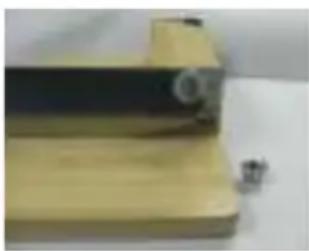 Mellerware Biltong King BC002 - Attach the blade to the bolt extending from the raised wooden block. Position a white nylon washer on either side of the blade and then tighten the Nylon - 3