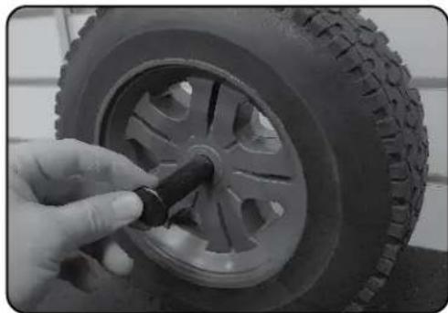 DuroStar DS13000MX - Install support legs - 1