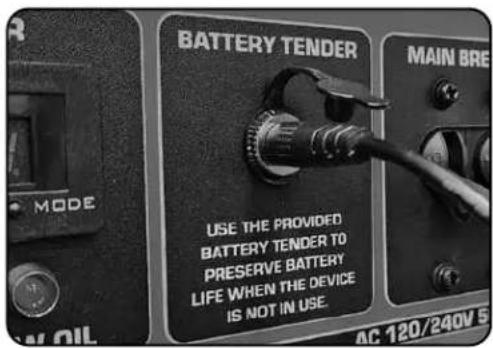 BATTERY TENDER USE THE PROVIDED BATTERY TENDER TO PRESERVE BATTERY LIFE WHEN THE DEVICE IS NOT IN USE. MAIN BRET AC 120/240V S