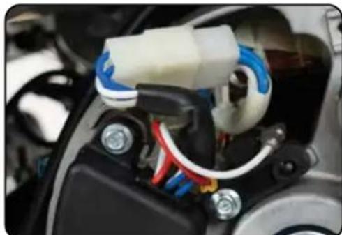 DuroStar DS10000E - Reconnect wires to brush - 1