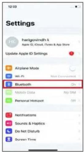 12:33 Settings harigovindh k Apple ID, iCloud, iTunes & App Store Update Apple ID Settings Airplane Mode Wi-Fi Next Consultation Bluetooth On Mobile Data No SIM Personal Hotspot Off Notifications Sounces & Haptics Do Not Disturb Screen Time