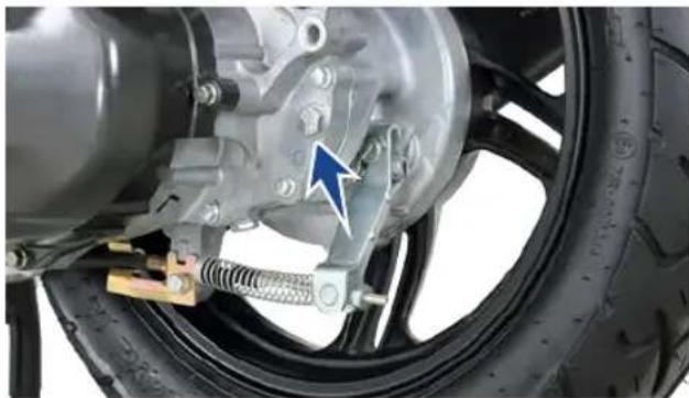 TVS Jupiter SmartXonnect Disc & Drum - TRANSMISSION OIL - LEVEL - 1
