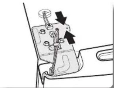 SAMSUNG RF20HFENBBC - Reassembling the fridge door - 8