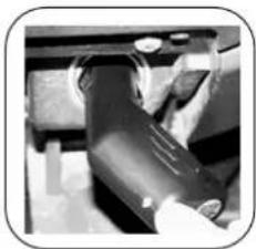 GENIUS DVR-HD500D - How to install Car Bracket - 3