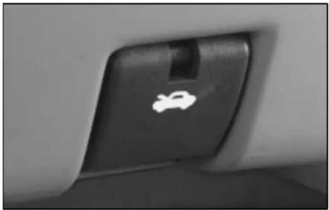 Oldsmobile Aurora (2002) - Hood Release - 1